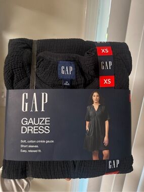 GAP Black Gauze Short-Sleeve Dress